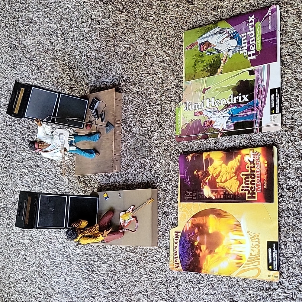 Rare Authentic Jimi Henrix Figures.